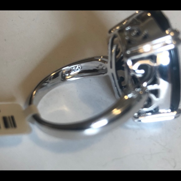 Genuine Black Spinel Solitaire - Picture 3 of 4